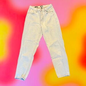 Light Wash Wild Fable Mom Jeans